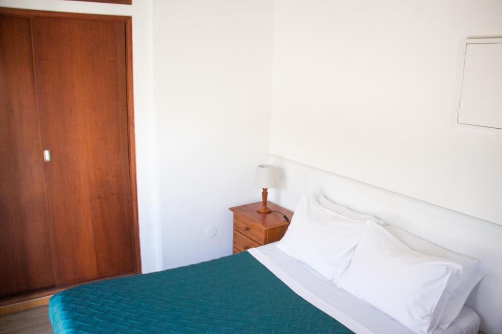 Apartamentos Central Quarteira Luaran gambar